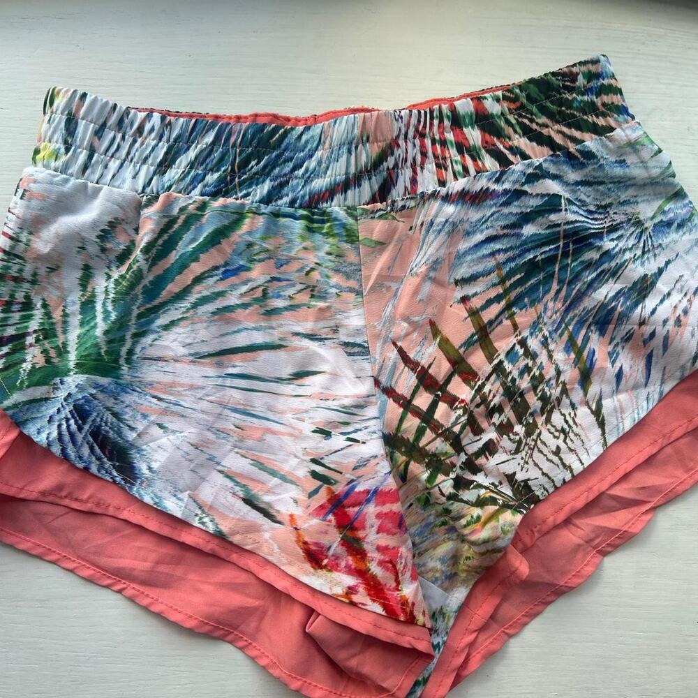 Fabletics Women's small‎ tropical multi colored Athletic shorts